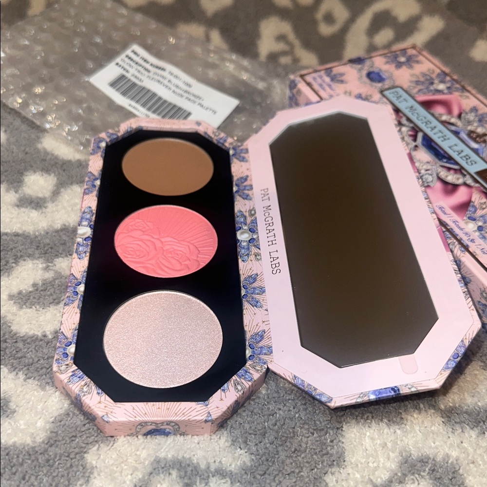 Pat McGrath Divine Blush & Bronze & Glow Trio Fleurever Nude Face Palette 🎨 New - Picture 11 of 17